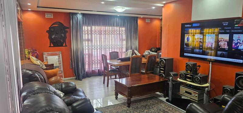 2 Bedroom Property for Sale in Guguletu Western Cape